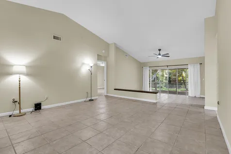 3930 NW 79th Way Davie FL 33024