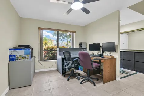 3930 NW 79th Way Davie FL 33024