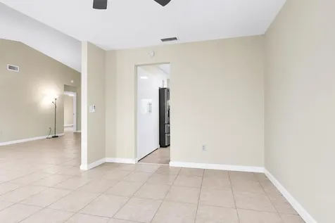 3930 NW 79th Way Davie FL 33024