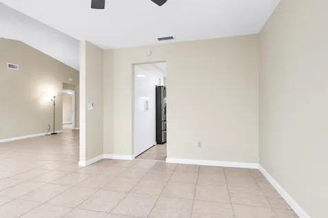 3930 NW 79th Way Davie FL 33024
