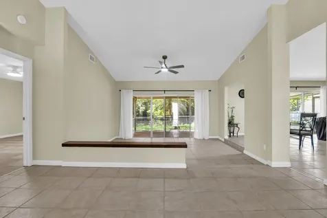 3930 NW 79th Way Davie FL 33024
