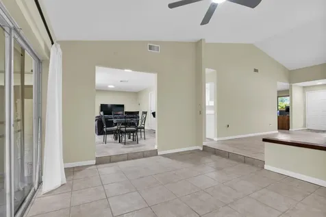 3930 NW 79th Way Davie FL 33024