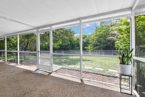 3930 NW 79th Way Davie FL 33024