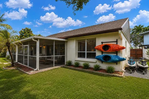 3930 NW 79th Way Davie FL 33024