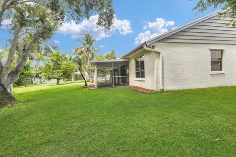 3930 NW 79th Way Davie FL 33024