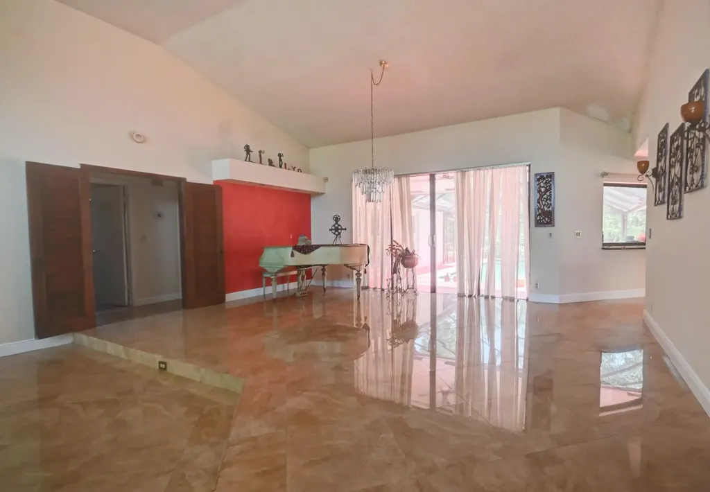 19915 Back 9 Drive Boca Raton FL 33498