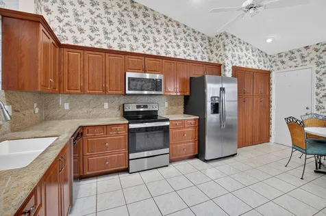 7609 Island Breeze Terrace Boynton Beach FL 33437