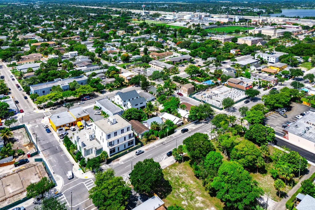 1309 Lucerne Avenue Lake Worth Beach FL 33460