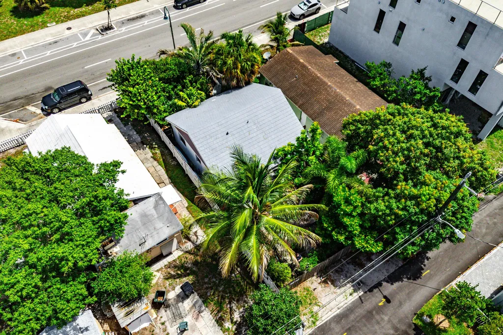 1309 Lucerne Avenue Lake Worth Beach FL 33460