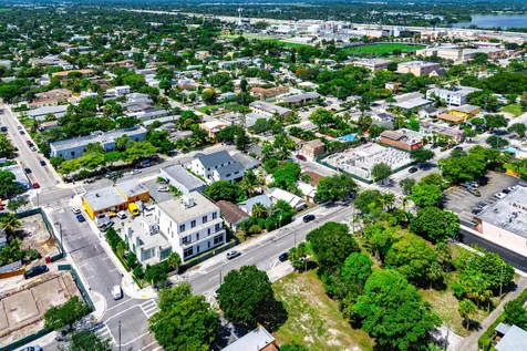 1309 Lucerne Avenue Lake Worth Beach FL 33460