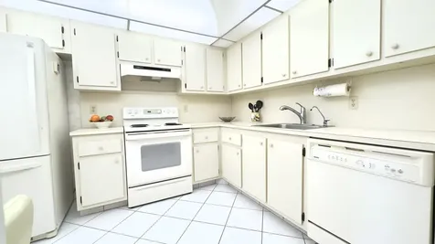 1805 Eleuthera Point Coconut Creek FL 33066