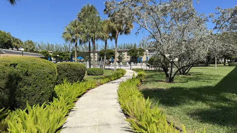 1805 Eleuthera Point Coconut Creek FL 33066