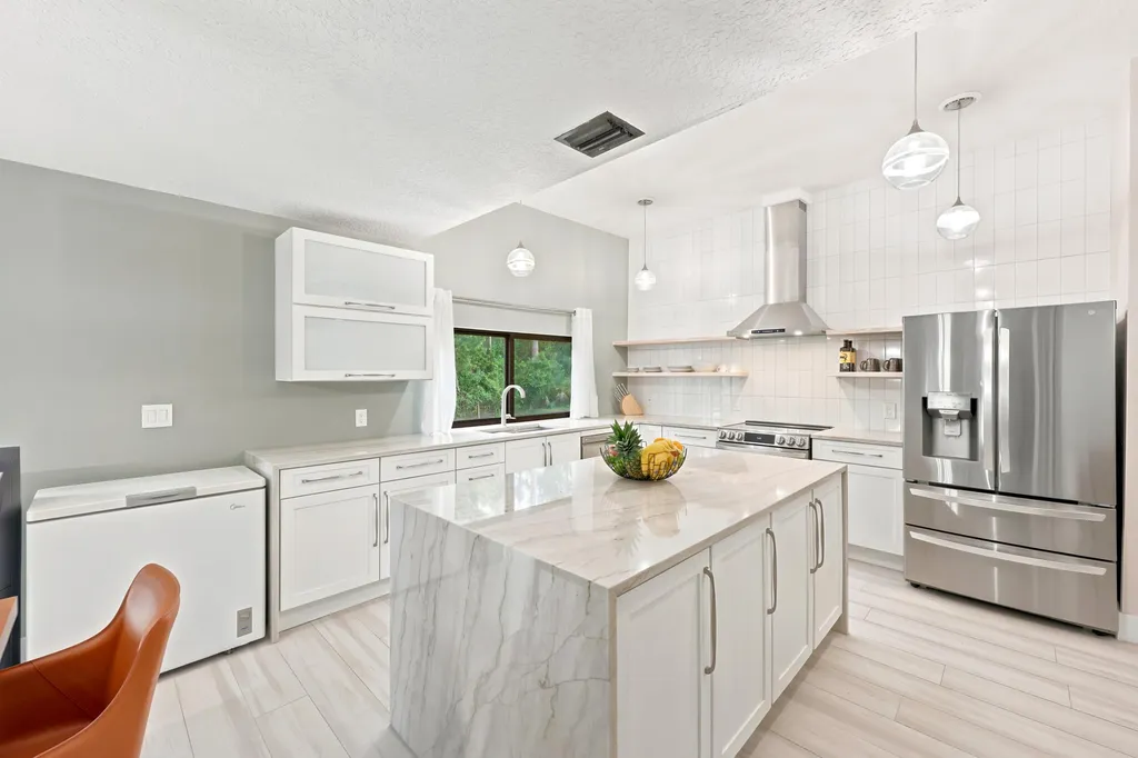 15590 61st Place N Loxahatchee FL 33470