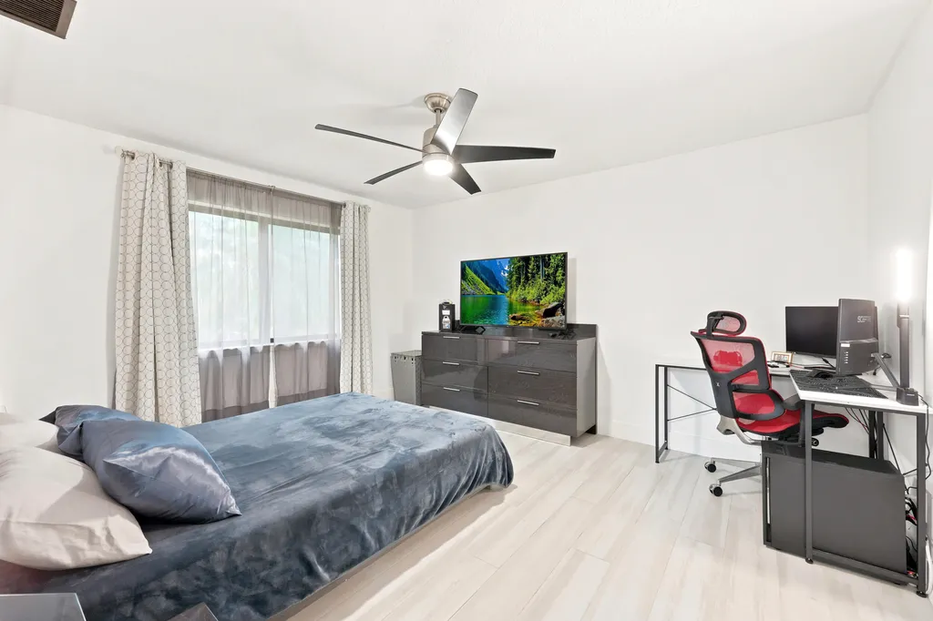 15590 61st Place N Loxahatchee FL 33470