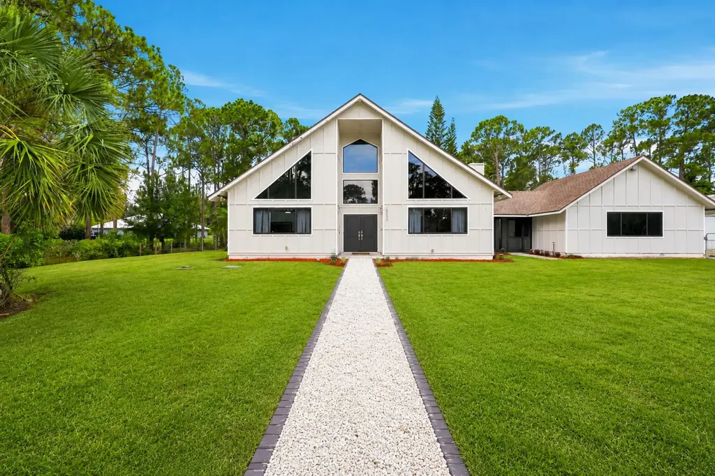 15590 61st Place N Loxahatchee FL 33470