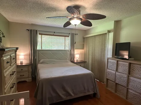 8133 NW 17th Manor Plantation FL 33322