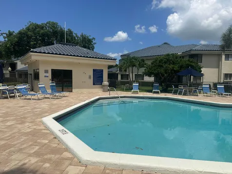 8133 NW 17th Manor Plantation FL 33322