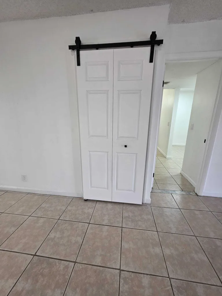 390 Racquet Club Road Weston FL 33326