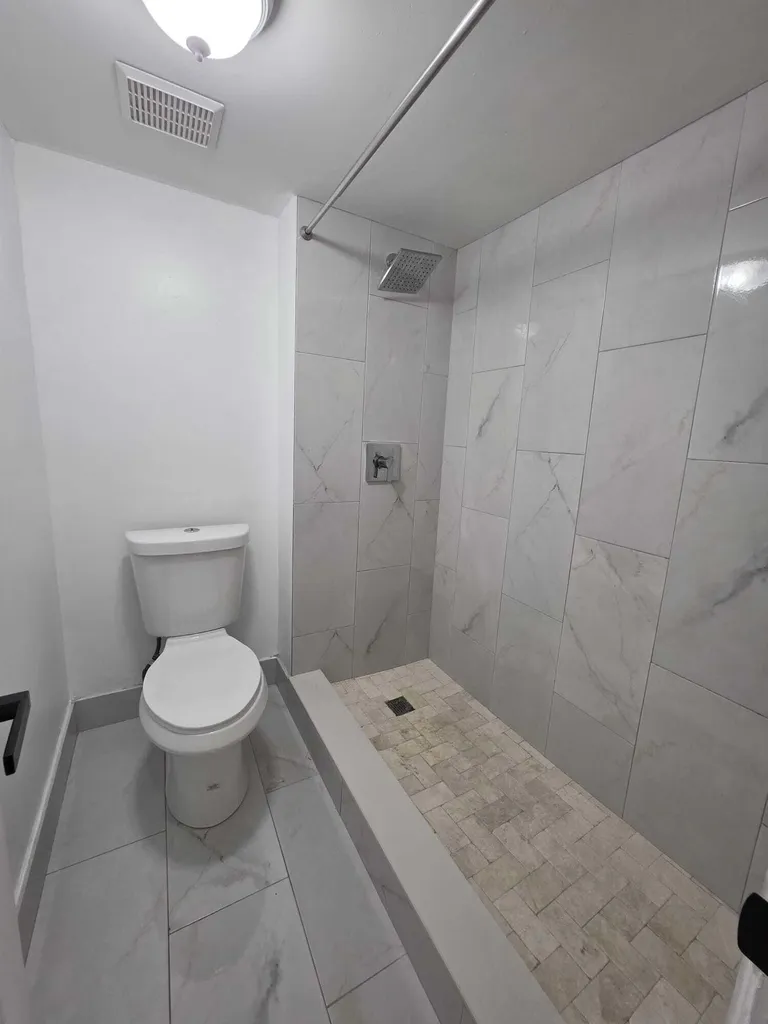 390 Racquet Club Road Weston FL 33326