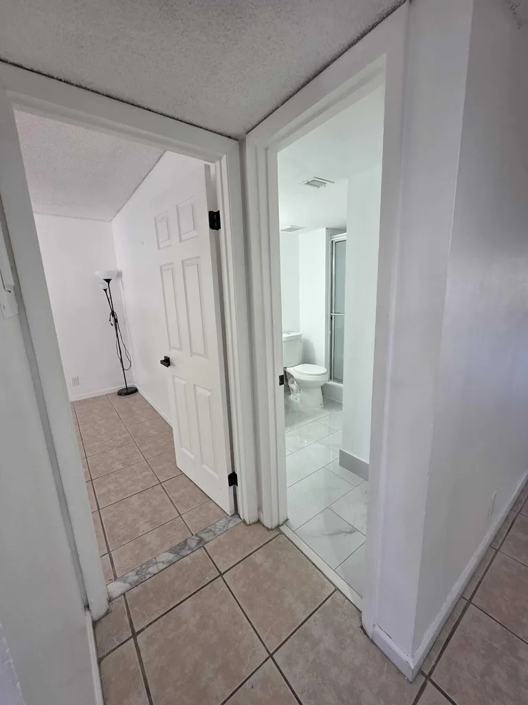 390 Racquet Club Road Weston FL 33326