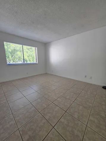 390 Racquet Club Road Weston FL 33326