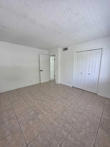 390 Racquet Club Road Weston FL 33326