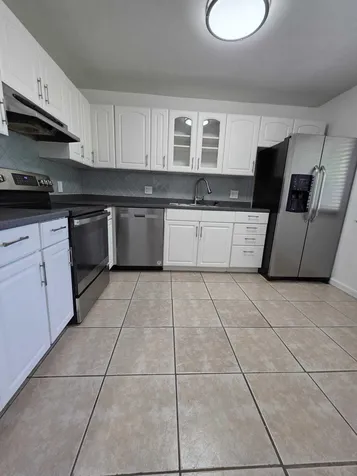 390 Racquet Club Road Weston FL 33326