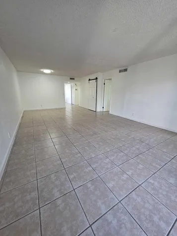 390 Racquet Club Road Weston FL 33326