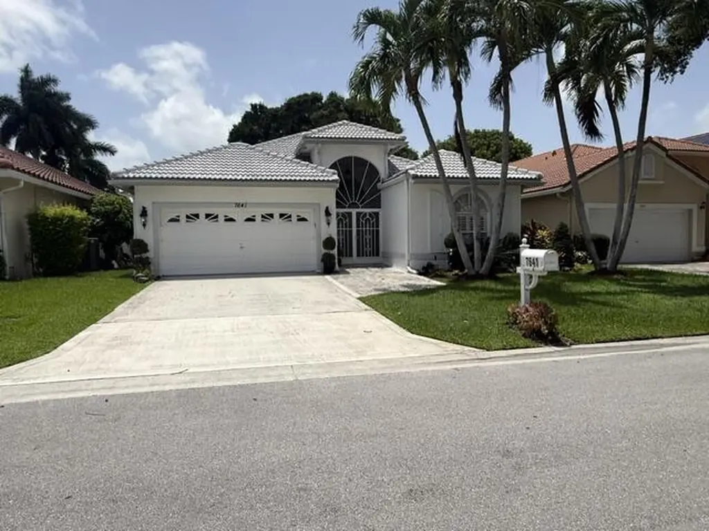7641 Santee Terrace Lake Worth FL 33467
