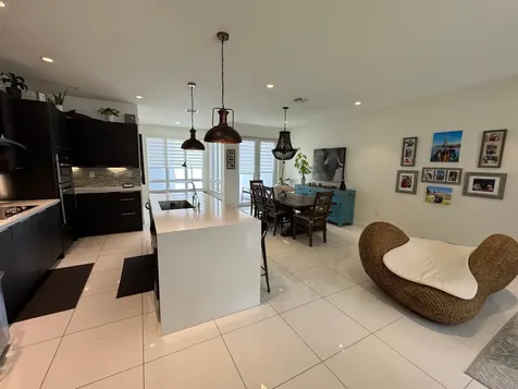 6361 NW 103rd Passage Doral FL 33178