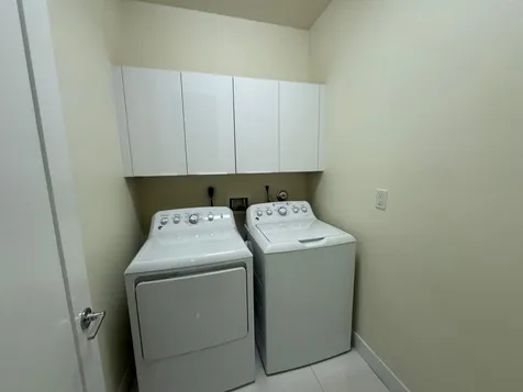 6361 NW 103rd Passage Doral FL 33178