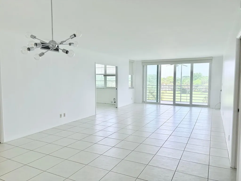 804 Cypress Grove Lane Pompano Beach FL 33069
