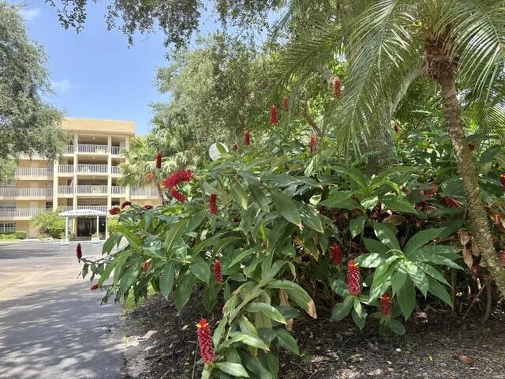 804 Cypress Grove Lane Pompano Beach FL 33069