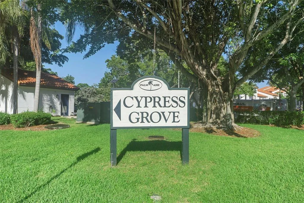 804 Cypress Grove Lane Pompano Beach FL 33069