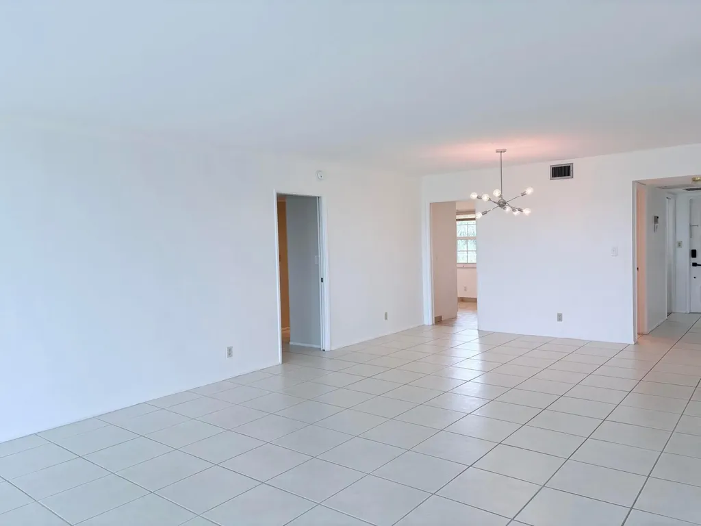 804 Cypress Grove Lane Pompano Beach FL 33069