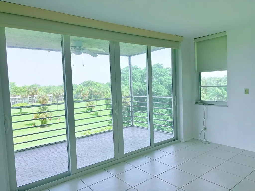 804 Cypress Grove Lane Pompano Beach FL 33069