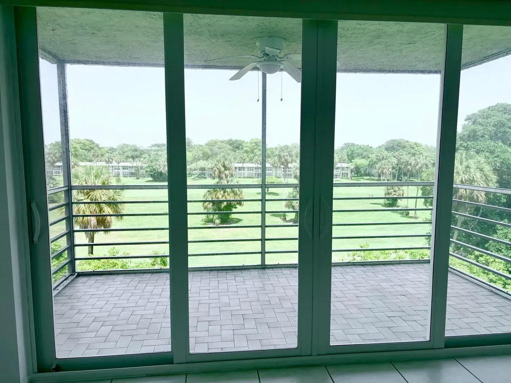 804 Cypress Grove Lane Pompano Beach FL 33069