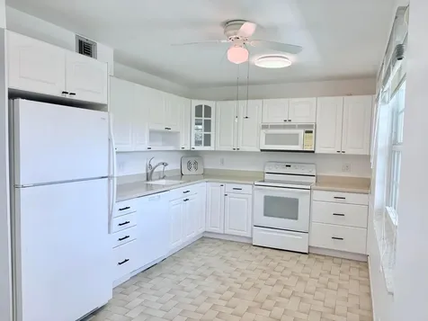 804 Cypress Grove Lane Pompano Beach FL 33069