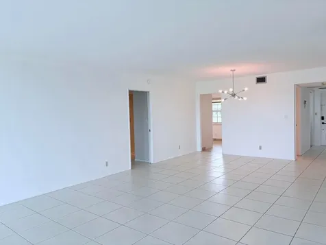 804 Cypress Grove Lane Pompano Beach FL 33069