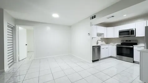 20015 NE 3rd Court Miami FL 33179