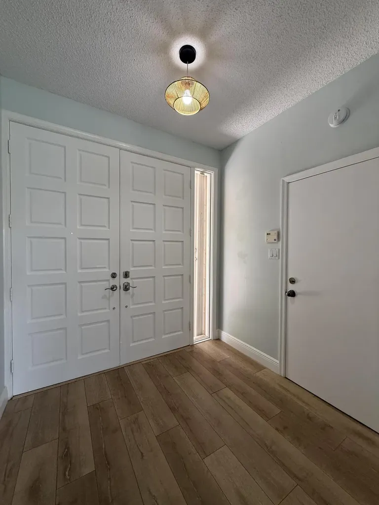 225 N Lakeshore Drive Hypoluxo FL 33462