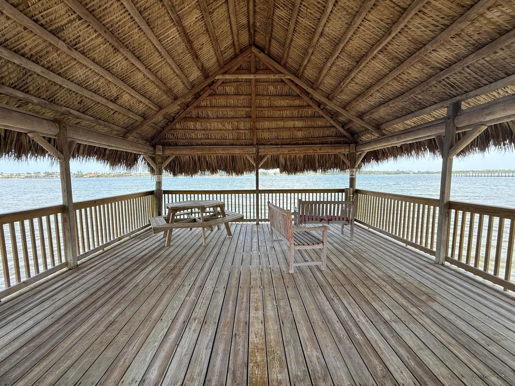 225 N Lakeshore Drive Hypoluxo FL 33462