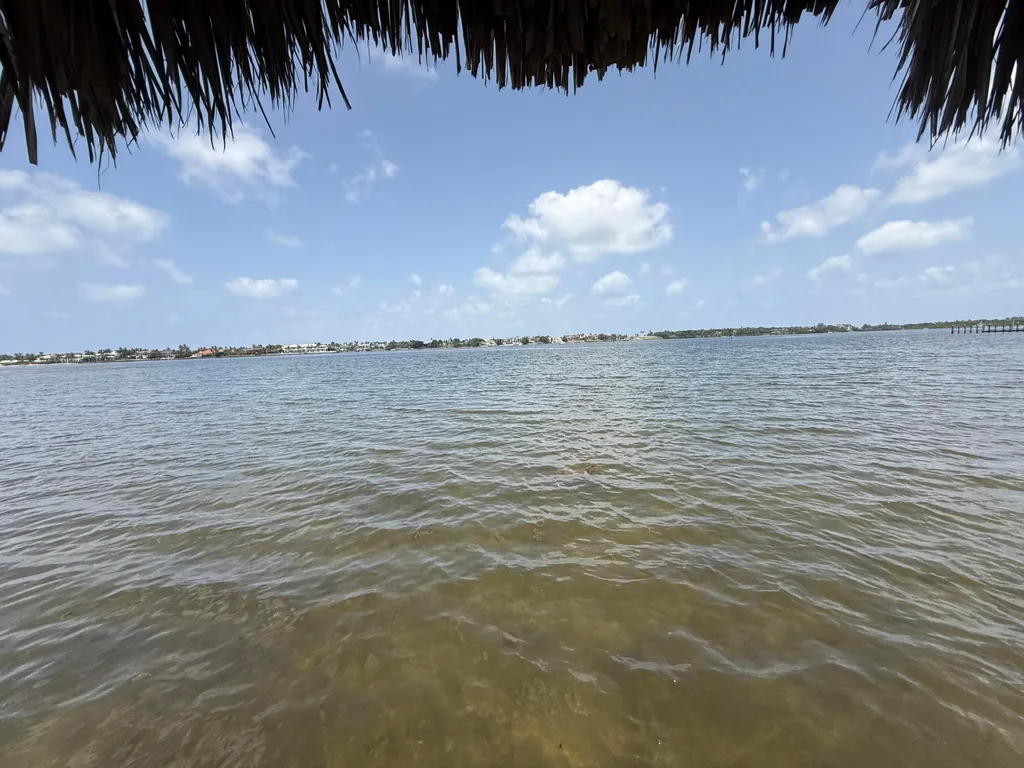 225 N Lakeshore Drive Hypoluxo FL 33462