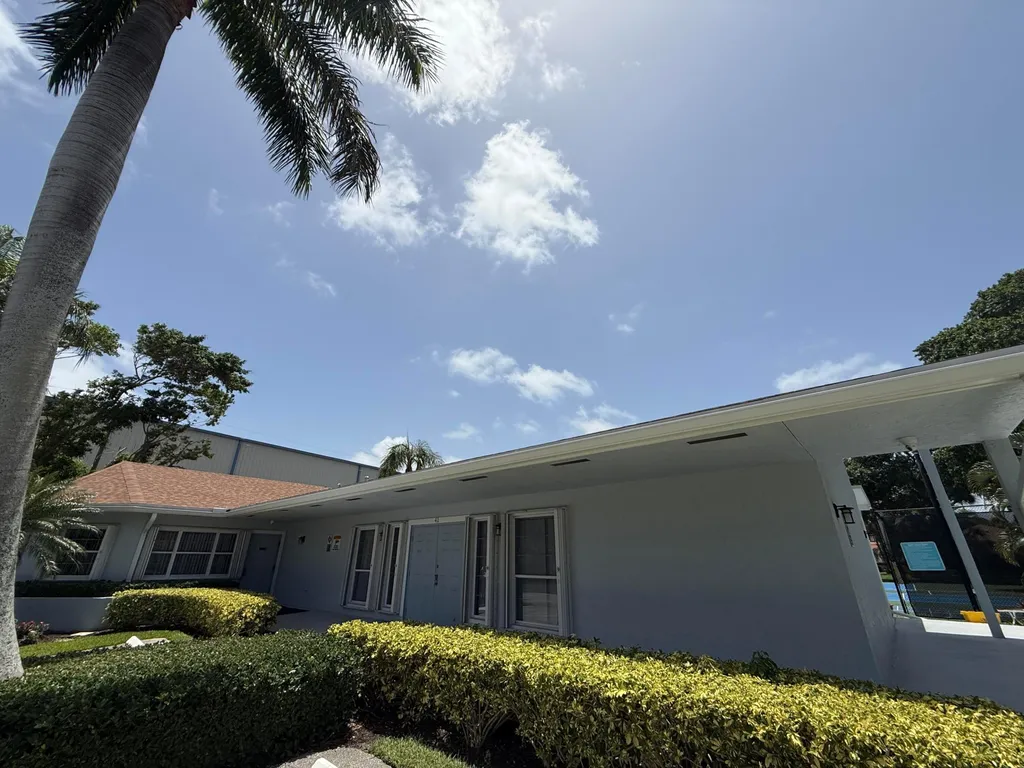 225 N Lakeshore Drive Hypoluxo FL 33462