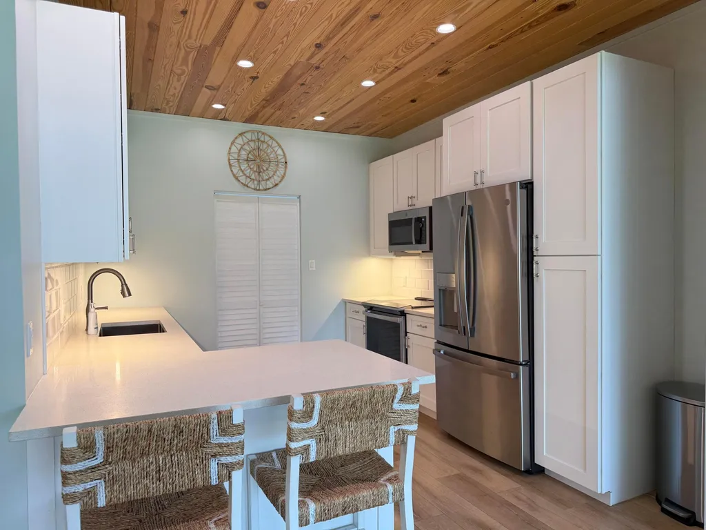 225 N Lakeshore Drive Hypoluxo FL 33462