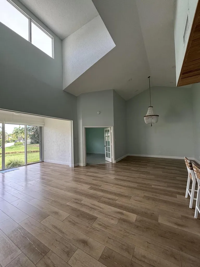 225 N Lakeshore Drive Hypoluxo FL 33462