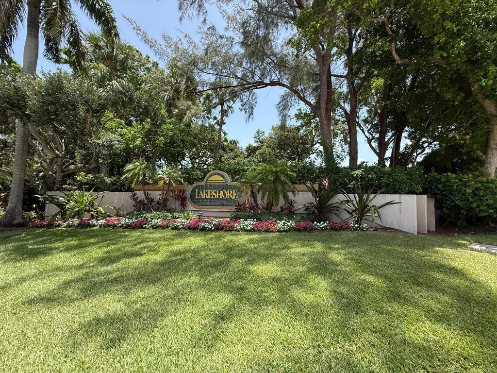 225 N Lakeshore Drive Hypoluxo FL 33462