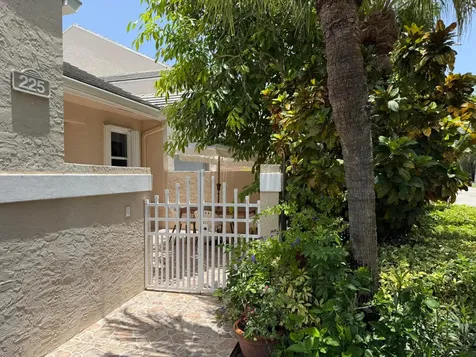 225 N Lakeshore Drive Hypoluxo FL 33462