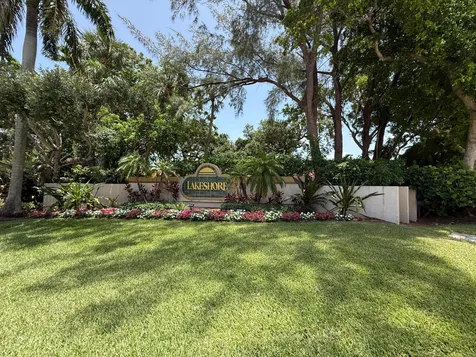 225 N Lakeshore Drive Hypoluxo FL 33462
