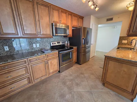 5049 N Highway A1a Fort Pierce FL 34949